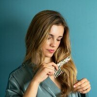 Jade & Rose Detangling Comb for Smooth, Beautiful Hair without damage - Holistic Silk