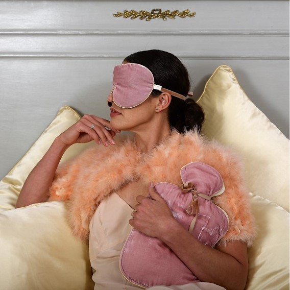 HOLISTIC SILK RETREAT A HISTORY OF VELVET- SILK VELVET SLEEP MASK